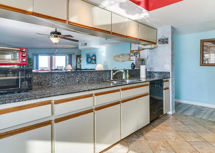 Holiday home Private Balcony W/ Gulf Views: Indian Shores Clearwater Beach